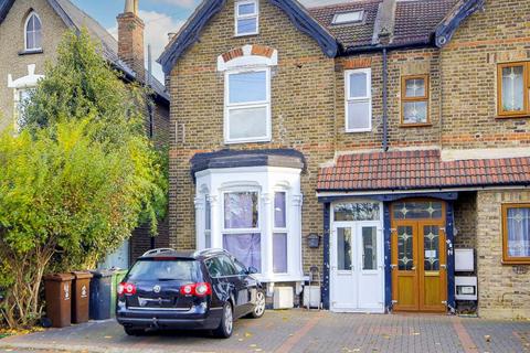 2 bedroom flat for sale, Palmerston Road, Walthamstow E17