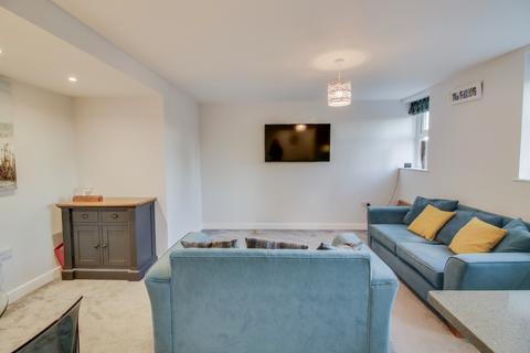 2 bedroom duplex for sale, St. Andrews Close, Rodley, Leeds, West Yorkshire, LS13