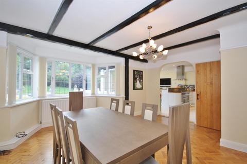 4 bedroom detached house to rent, Chiltern Road, Sutton SM2