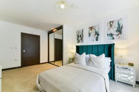 3 bedroom apartment for sale, Powerhouse Lane, Hayes UB3