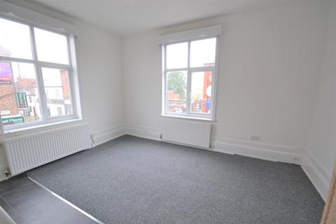 2 bedroom flat to rent, Elliott street, Tyldesley M29