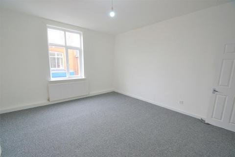 2 bedroom flat to rent, Elliott street, Tyldesley M29