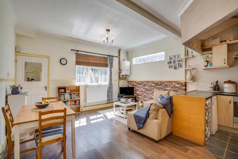 2 bedroom maisonette for sale, Ivy Lodge, Seagarth Lane, Southampton