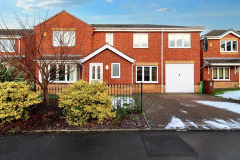 5 bedroom detached house to rent, Woodyard Lane, Wollaton, Nottingham, NG8 1GW