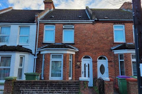 2 bedroom terraced house to rent, Royal Military Avenue, Folkestone, Kent