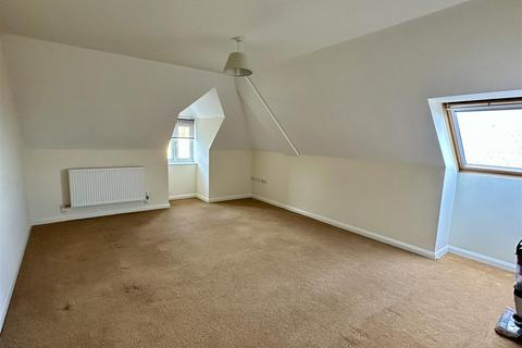 1 bedroom flat for sale, Newport Road, Cowes