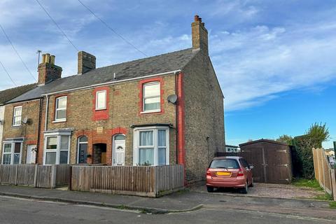 2 bedroom end of terrace house for sale, Field Terrace Road, Newmarket, Suffolk, CB8