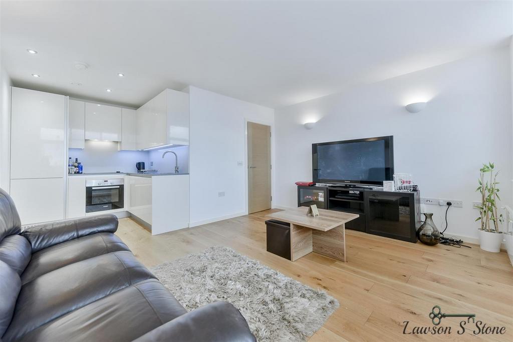 Modern One Bedroom Apartment for Rent in Croydon