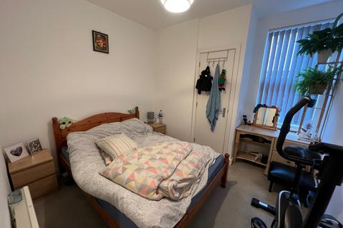 2 bedroom flat to rent, Leigh Road, Hampshire SO50