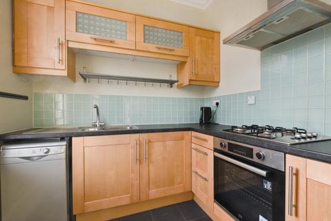 2 bedroom flat to rent, Cholmeley Crescent, Highgate, N6