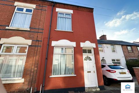 2 bedroom end of terrace house for sale, Gedding Road, Leicester LE5