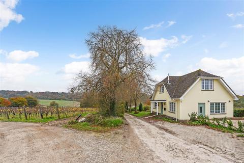 2 bedroom cottage to rent, East Street, Hambledon