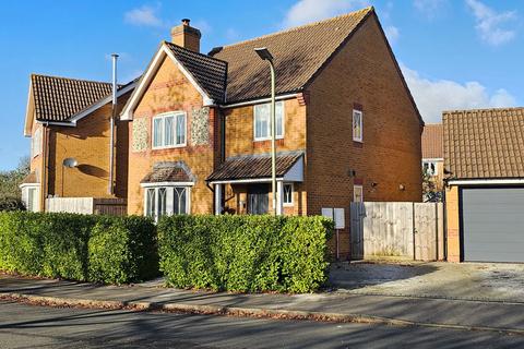 4 bedroom detached house for sale, Harebell Drive, Thatcham RG18