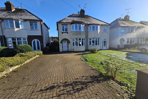 3 bedroom semi-detached house to rent, Sandon Road, Stafford, ST16