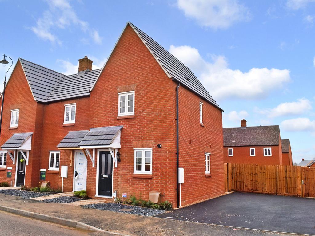 4 Badgers Close
