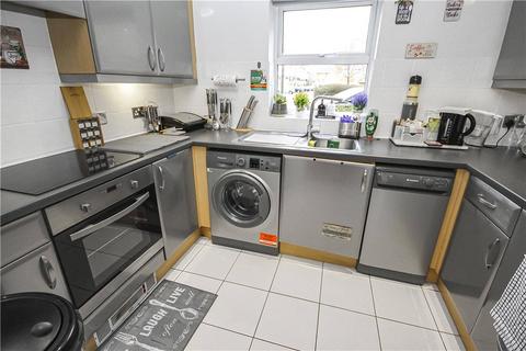 2 bedroom apartment for sale, International Way, Sunbury-on-Thames, Surrey, TW16