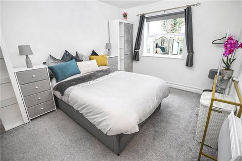 2 bedroom apartment for sale, International Way, Sunbury-on-Thames, Surrey, TW16