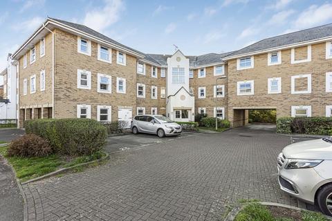 2 bedroom apartment for sale, International Way, Sunbury-on-Thames, Surrey, TW16