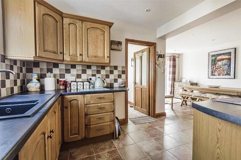 5 bedroom detached house for sale, Station Road, Bere Alston