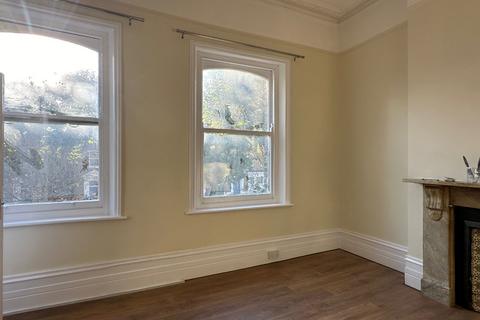 1 bedroom flat to rent, Brondesbury Road, London NW6