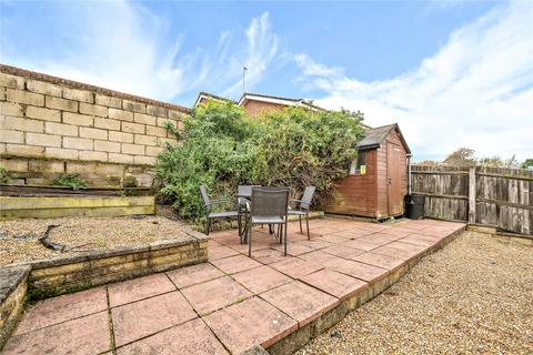 3 Rydes Hill Crescent, Guildford, GU2 9UH