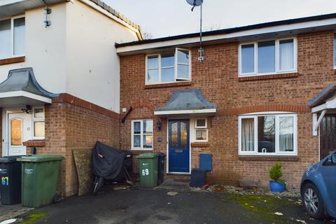 2 bedroom terraced house to rent, Chequers Close, Hereford HR4