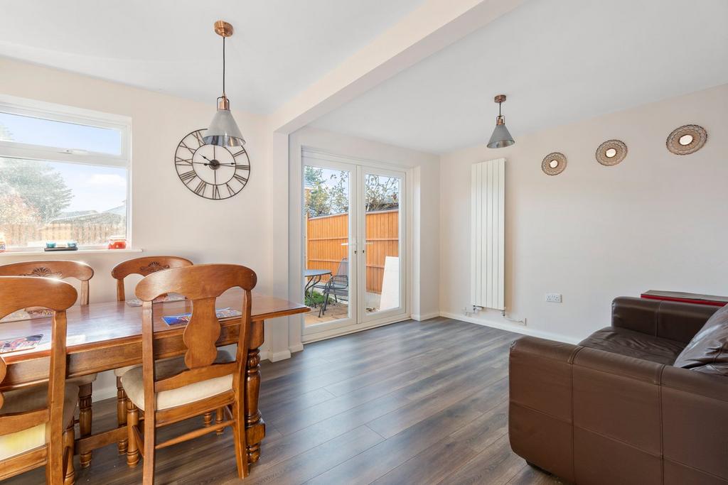 Kitchen Family Room