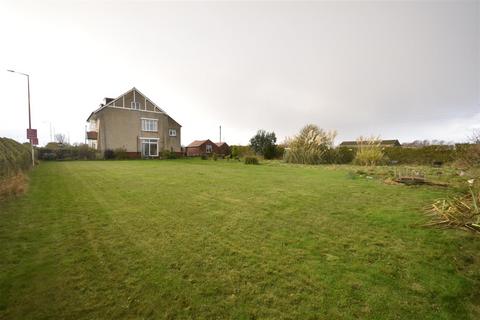 4 bedroom detached house to rent, Leasowe Road, Wirral