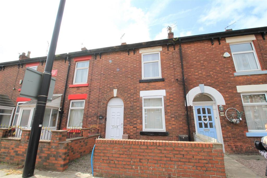 Front - 40 Droylsden.jpg