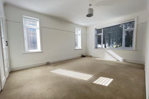 1 bedroom flat to rent, Manor Road, Bournemouth,