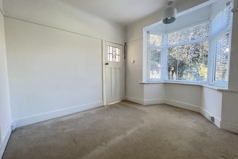 1 bedroom flat to rent, Manor Road, Bournemouth,