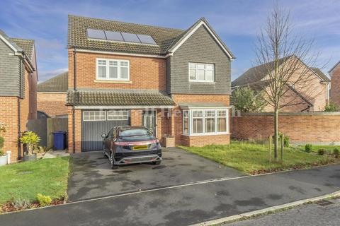 4 bedroom house for sale, Beconsaw Drive, Leyland PR26