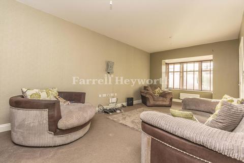 4 bedroom house for sale, Beconsaw Drive, Leyland PR26