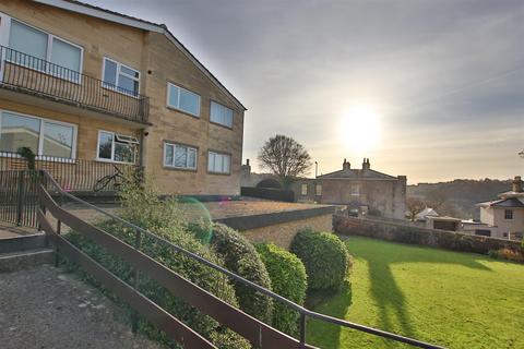 2 bedroom flat to rent, Cleveland Court, Bath BA2