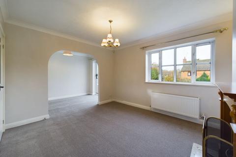 3 bedroom detached bungalow to rent, High Street, Astcote, NN12