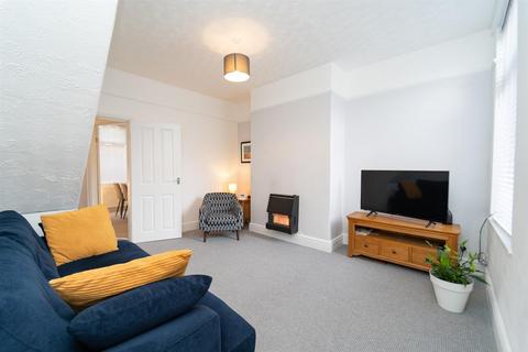 2 bedroom terraced house for sale, Horton Road, Fallowfield