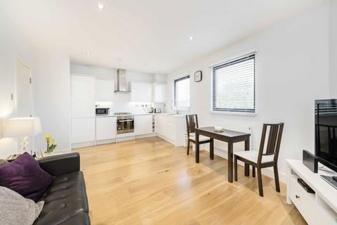 2 bedroom flat for sale, Hemstal Road, London NW6