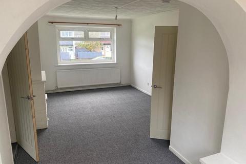 2 bedroom apartment to rent, Ogmore Crescent, Bettws, Newport