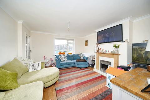 3 bedroom end of terrace house for sale, Acre Path, Andover, SP10