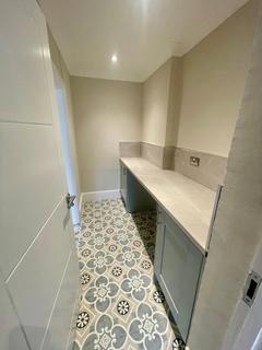 15 Acre Path, Andover, SP10 1HJ