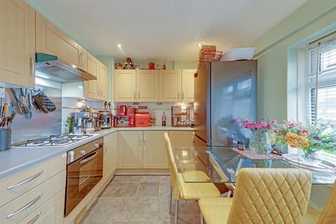 1 bedroom maisonette for sale, Denny Gardens, Essex