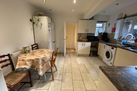 2 Princess Road, Woking, GU22 8ED