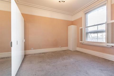 1 bedroom flat for sale, Kingsway, Hove