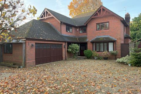 5 bedroom detached house for sale, Woodside Grange, Wenvoe, CF5 6EU