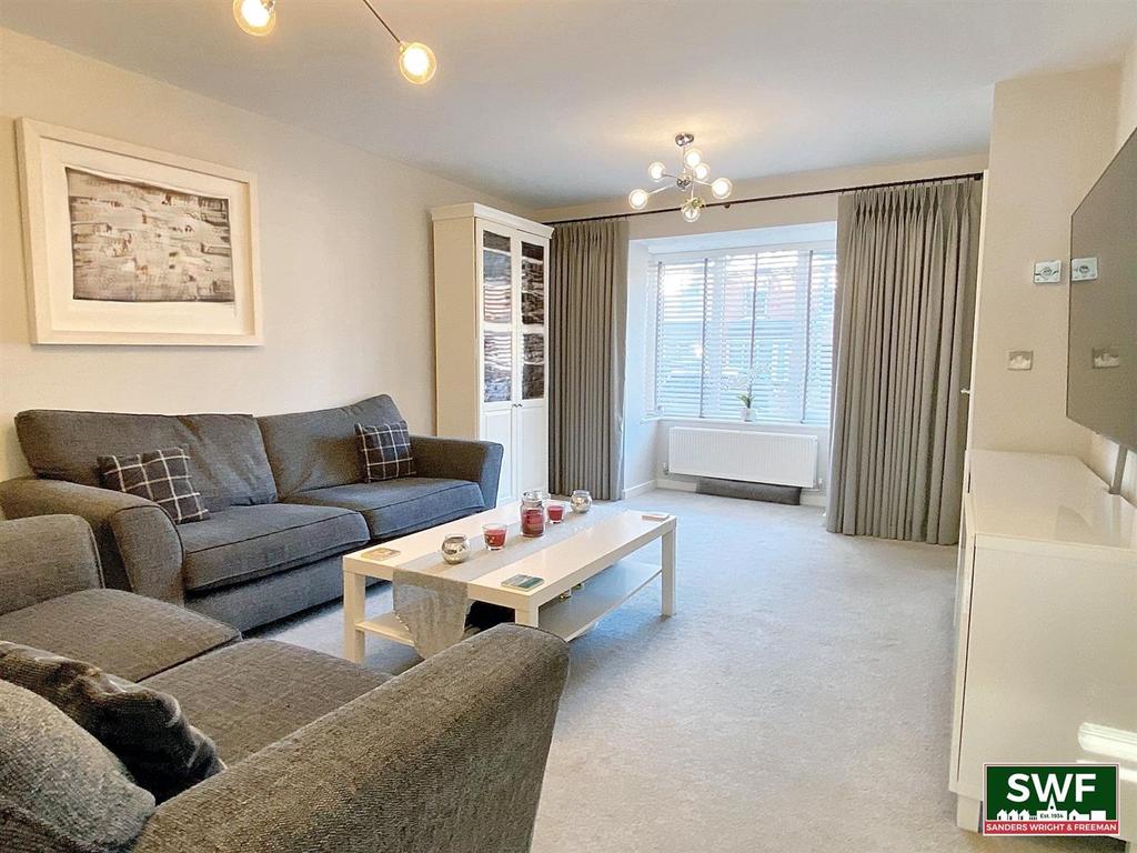 Living Room1.1.jpg