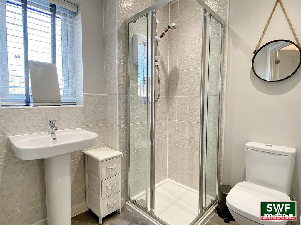 Ensuite.jpg