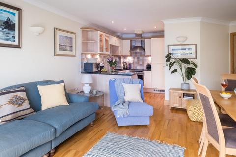 3 bedroom flat for sale, Embankment Road, Devon TQ7