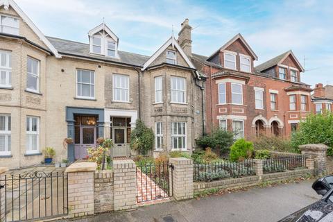 6 bedroom terraced house for sale, London Road South, Lowestoft