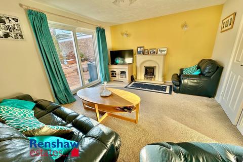 3 bedroom semi-detached house for sale, Lambton Close, Ilkeston, Derbyshire