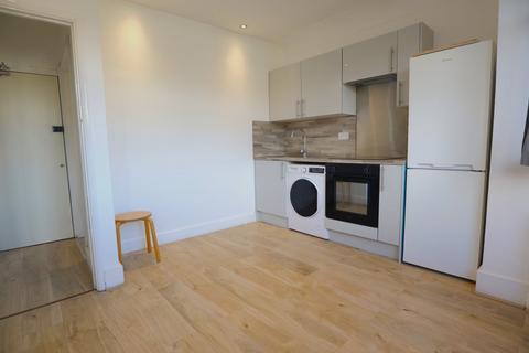 1 bedroom flat to rent, Montpelier Rise, Brent Cross